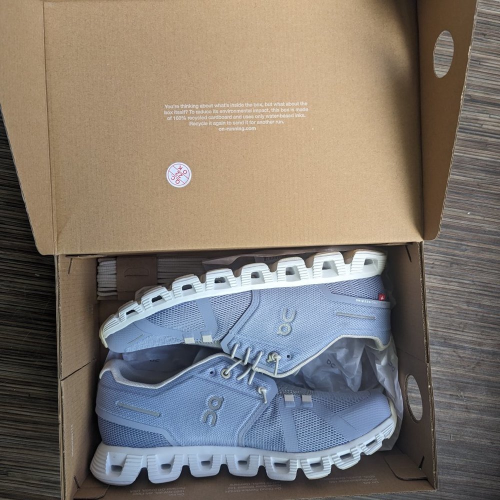 Womens On Running | Cloud 5 Sneakers